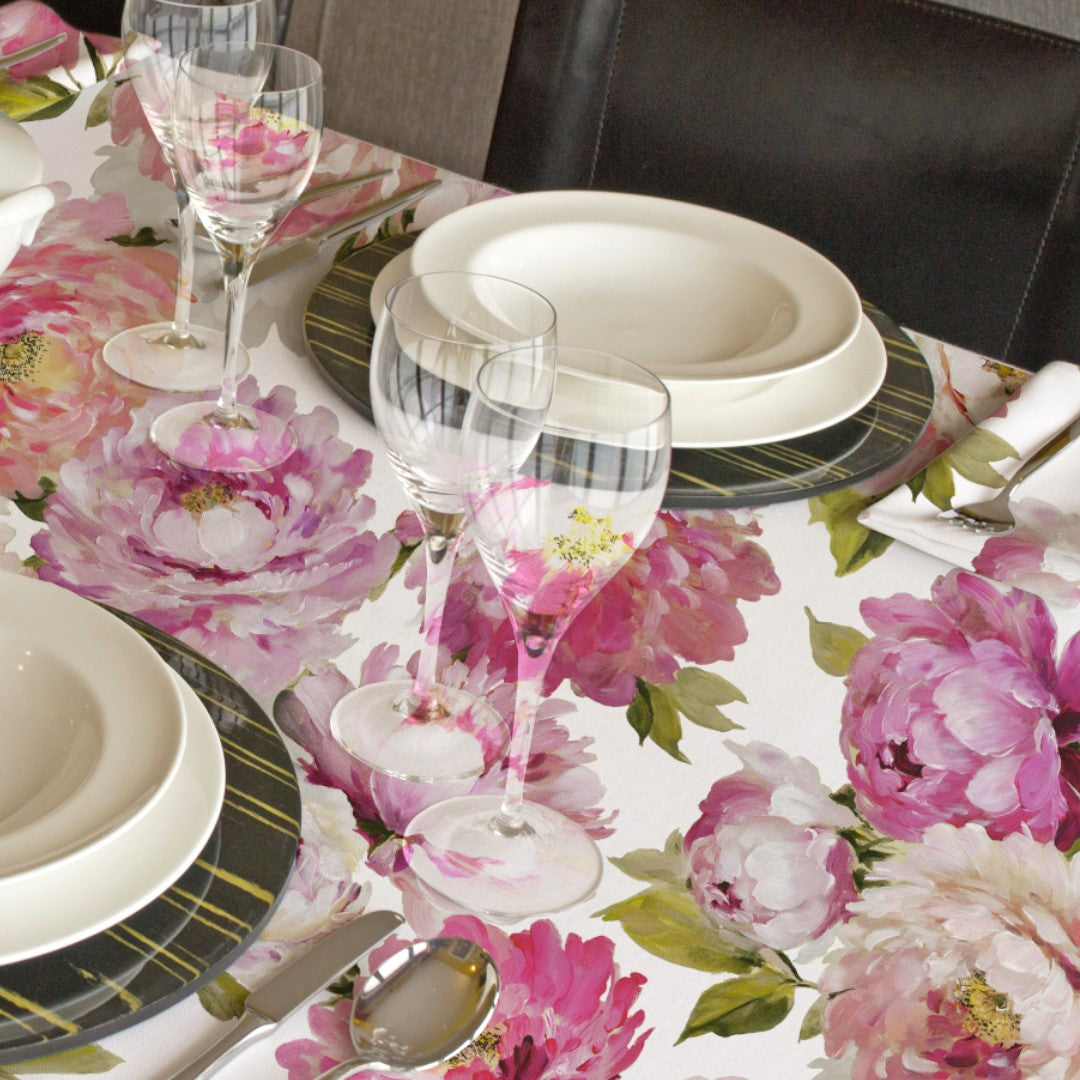 Un Paradiso di Peonie Blanco - Akryldug med bonderoseblomster