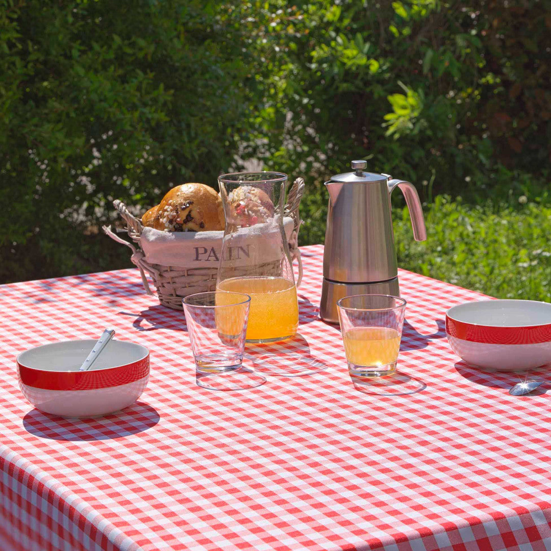Vichy Rød 150 x 240 cm, rektangulær dug med anti-plet og tern, opdækning