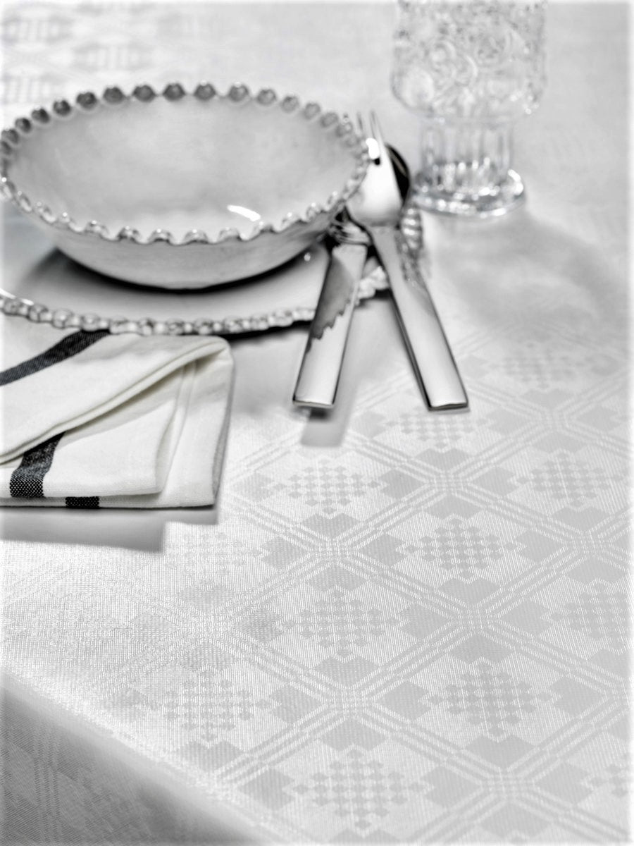 Damast Carre Classic hvid, damask præget voksdug