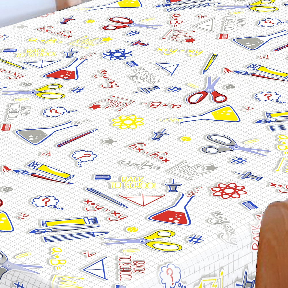 School - Vi Experimenterer, voksdug med motiver fra skolens lidt ældre klasser