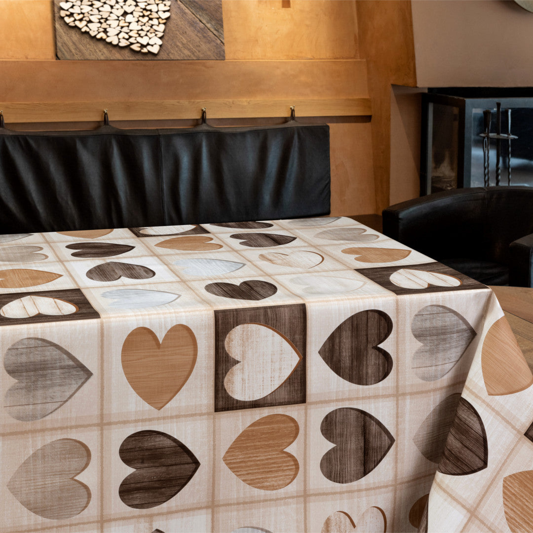 Wooden hearts - Voksdug med hjerter i trælook