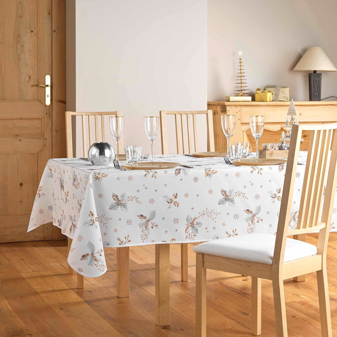 Guido Blanc - Juledug med kristtorn, 150 x 240 cm, miljø 2