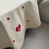 Julia Rød - Broderet juledug/juletræstæppe Ø 140 cm, mønster