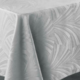 Lolly Grey – Damaskdug med grafisk vævet mønster – 140 x 240 cm, hjørne