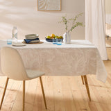 Lorenza – Stofdug i hørlook med stort bladmønster – 140 x 240 cm, miljø