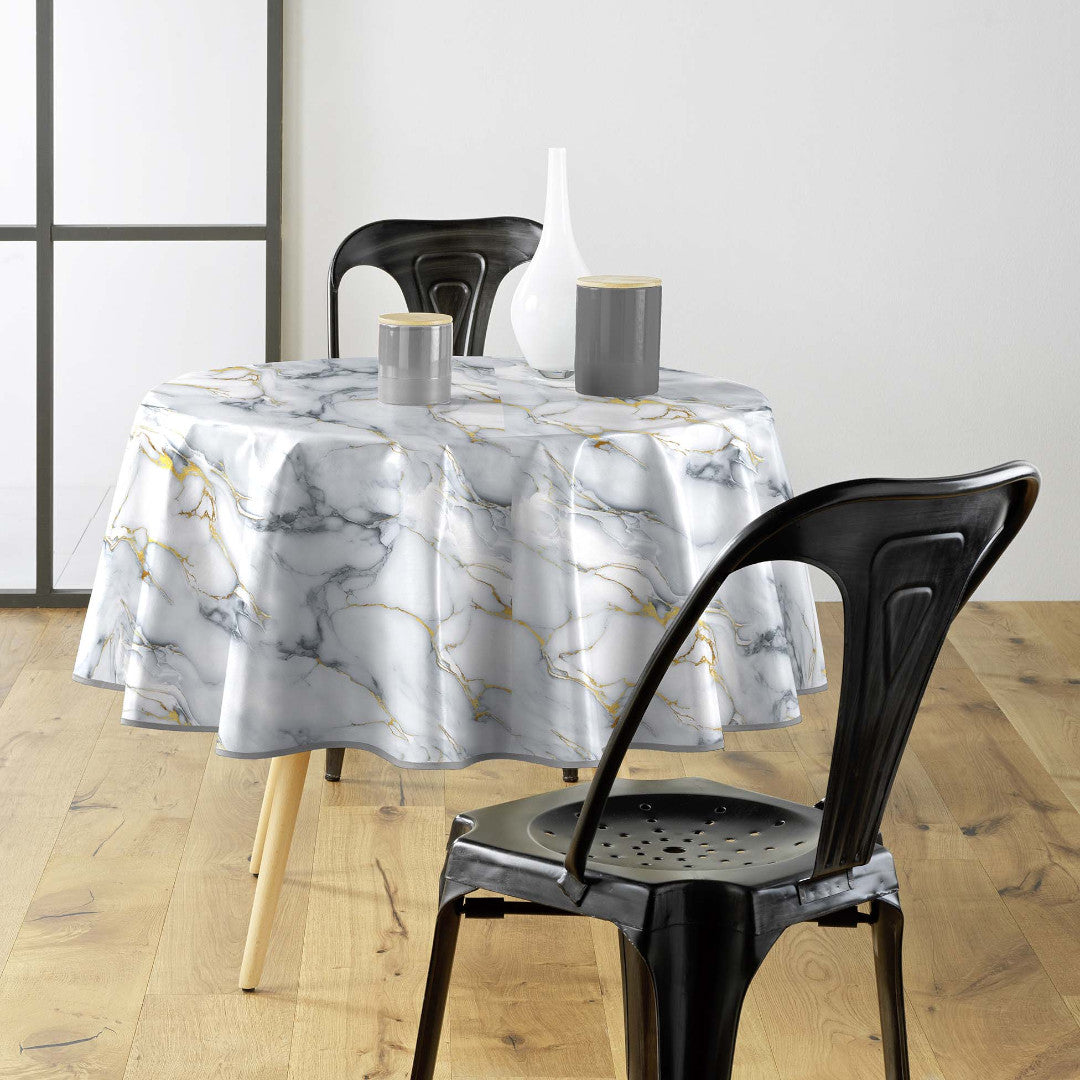 Marquina – Rund voksdug Ø 155 cm med marmormønster og metallic, miljø