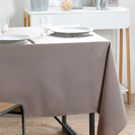 Nelson, ensfarvet kvadratisk dug med anti-plet 180 x 180 cm - Taupe