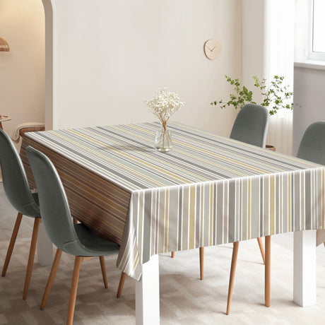 Nordic Stripe Beige – Stribet voksdug med let struktur, miljø