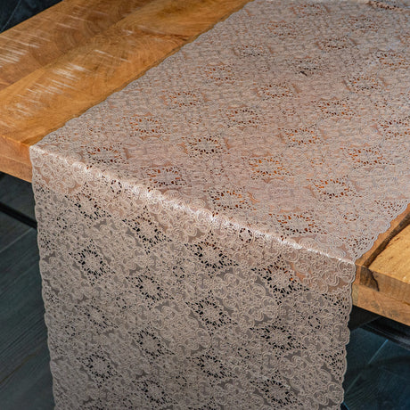 Ornella Lace – Beige blonde bordløber 50 cm (metermål)