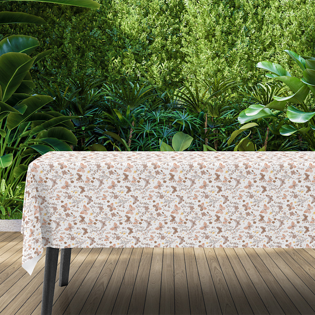 Sommerfavn Beige – Voksdug med sommerfugle og blomster, miljø