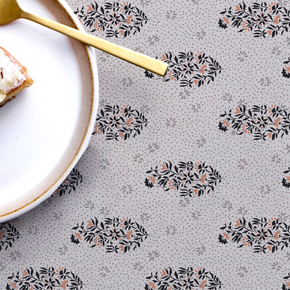 LÆNGDE: 2,5 m - Södahl Boheme Grey - Akryldug 100% bomuld med antiskrid