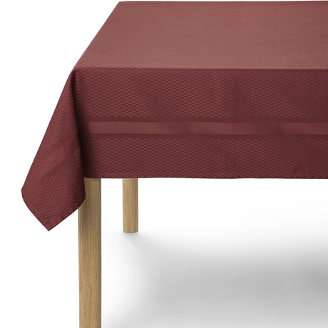 Compliments Damaskdug Tile, Wine Red