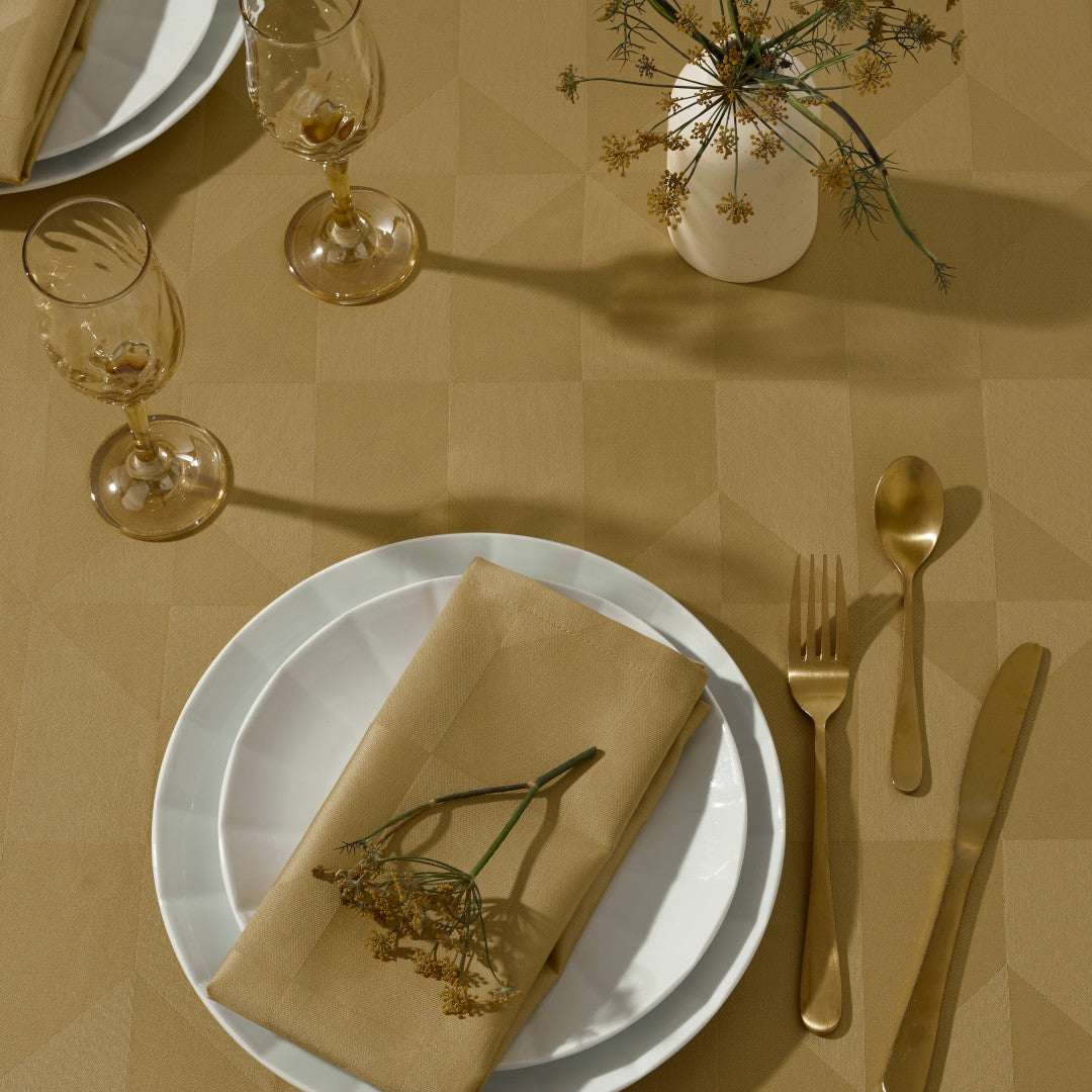 Compliments Wind Damaskdug, Brass - Rund Ø 200 cm, nærbillede