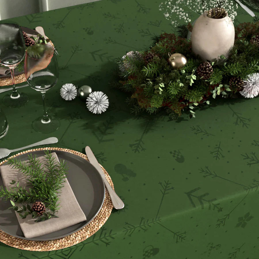 Engholm Noel damaskvævet juledug, grøn - 150 x 320 cm, nærbillede