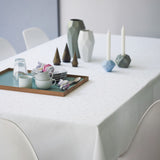 Juna Dot Hvid Damaskdug med Prikker - 140 x 220 cm