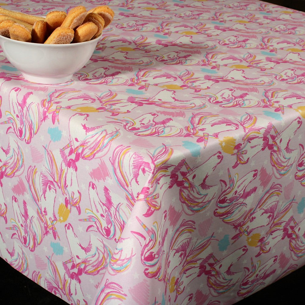 Legend - Akryldug med enhjørninger 155 cm bred