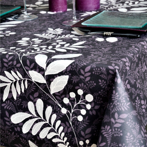 Flot fransk akryldug i 155 cm bred.